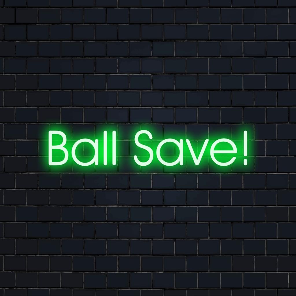 LED neonskylt som visar Ball Save! i livfulla färger. Perfekt som neonväggkonst för hem eller lekzoner, anpassad LED-dekor.
