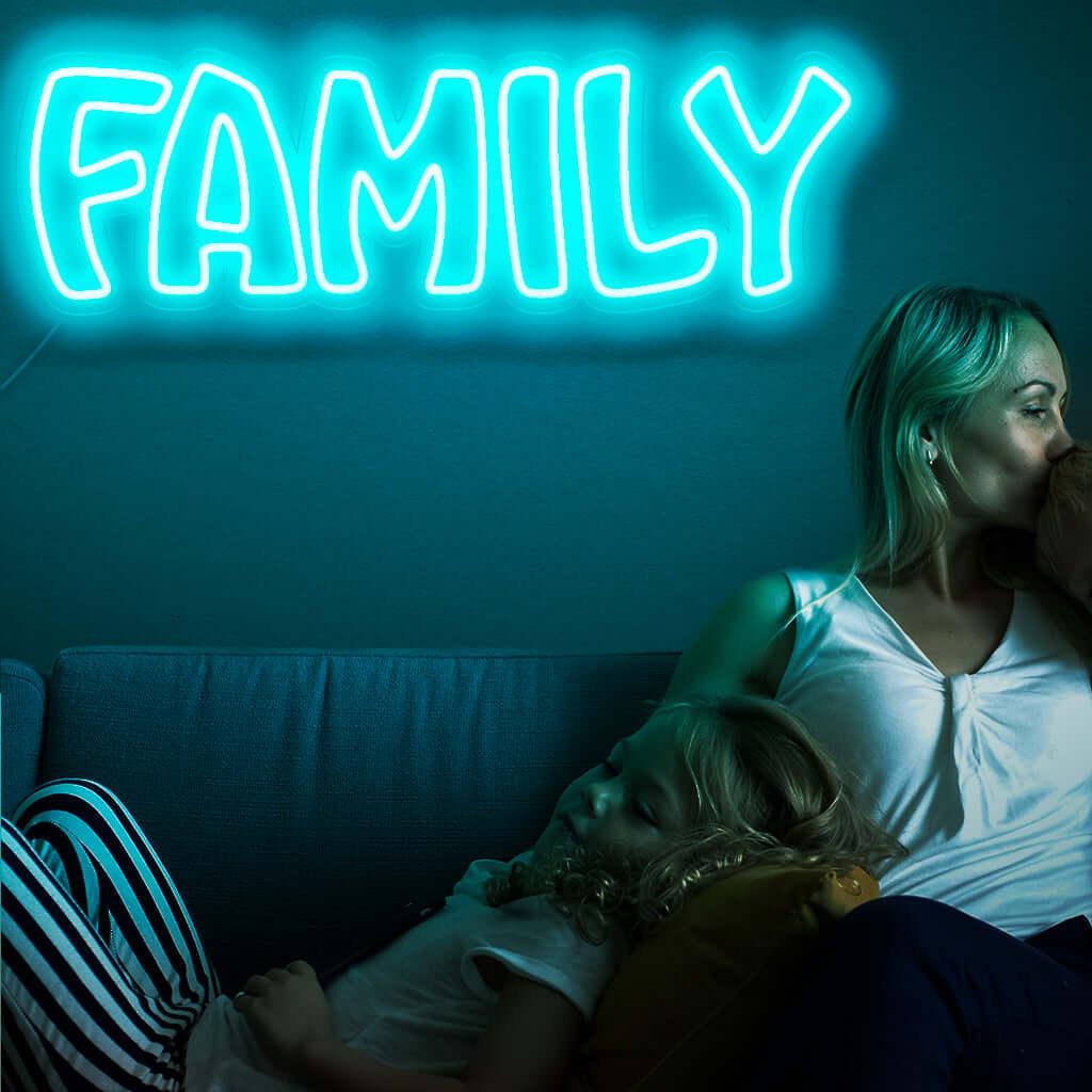 "Family Neon Sign" lyser upp med ett varmt sken, perfekt för hem och utrymmen som hyllar familjens betydelse och skapar en inbjudande och tröstande atmosfär.