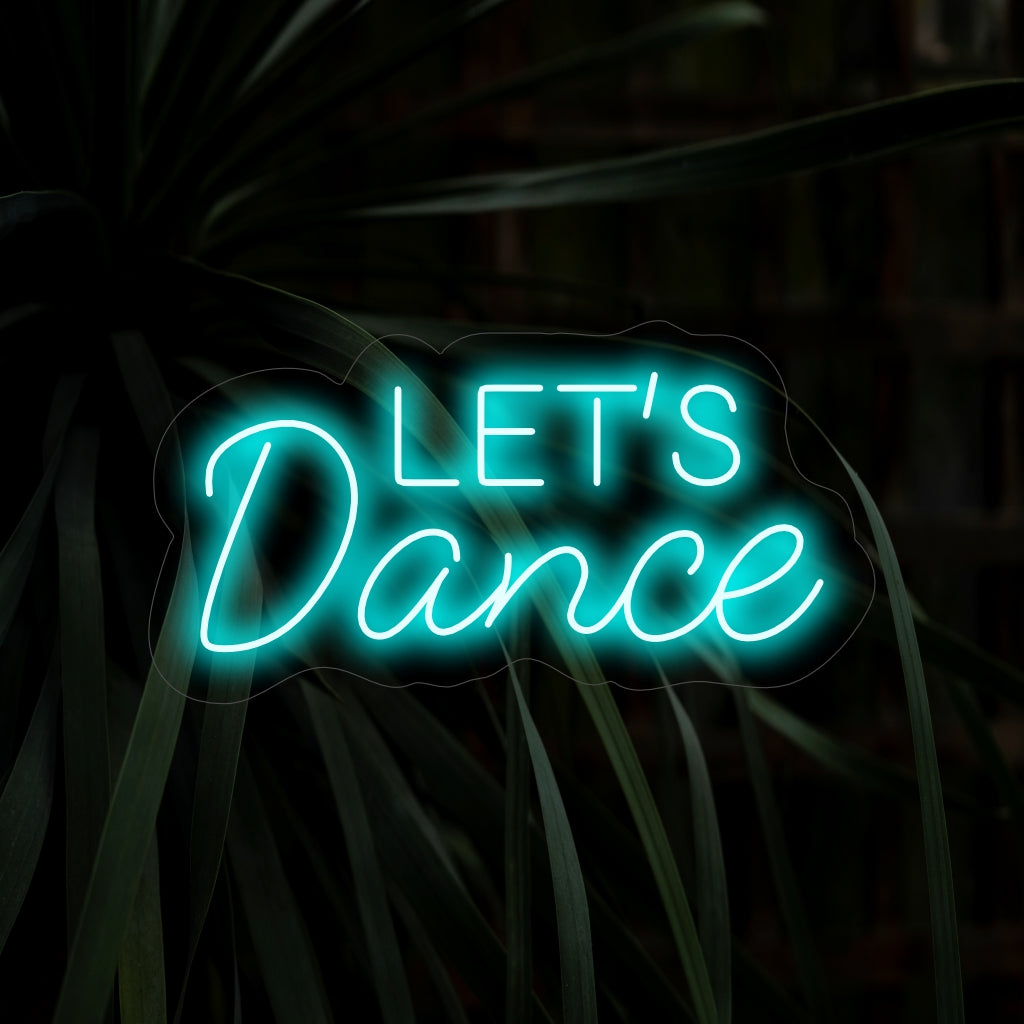 "Let's Dance Neon Sign" är ett livfullt tillskott till ditt dansutrymme som utstrålar energi och entusiasm. Ett neonljus som sätter den perfekta stämningen för dansentusiaster.