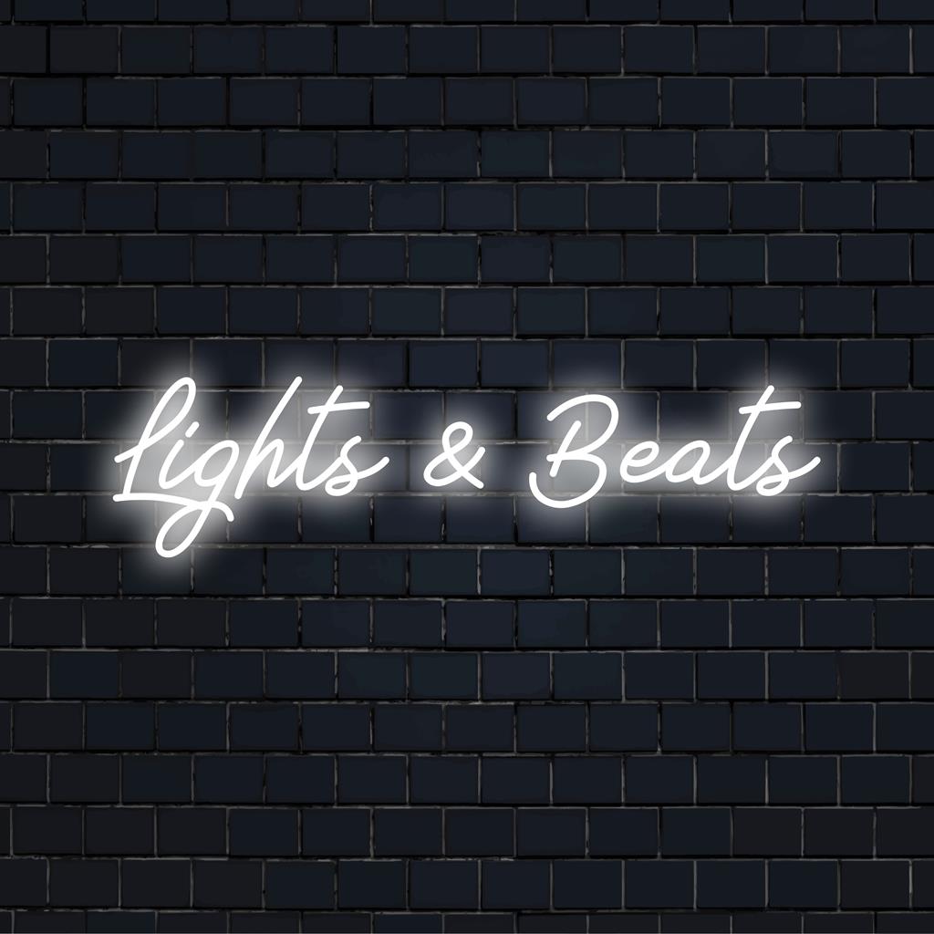 Levande och skräddarsydda Lights And Beats LED neonskyltar, perfekt för att belysa utrymmen. Skräddarsydd neonljusdekor för alla miljöer.