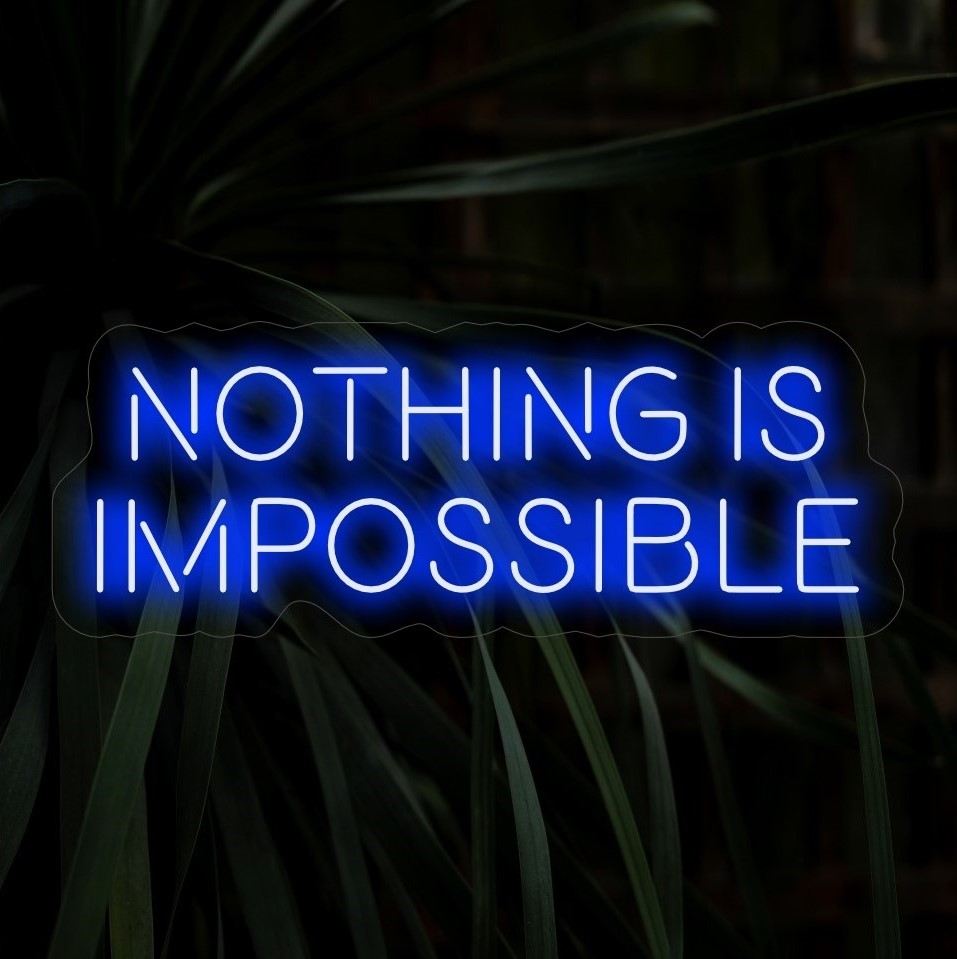 "Nothing Is Impossible Neon Sign" är ett upplyftande och optimistiskt tillägg, perfekt för utrymmen som inspirerar till förtroende och uthållighet. Lys upp med oändliga möjligheter!