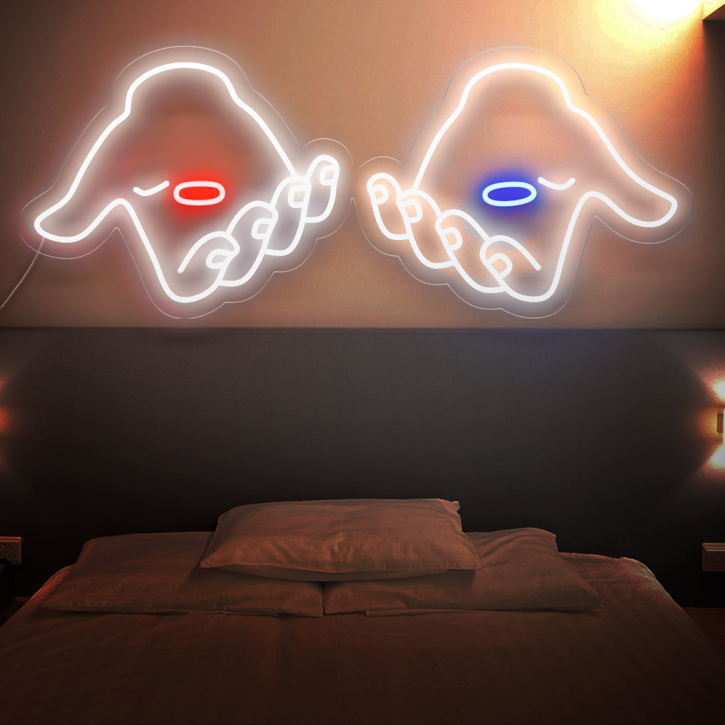 "Red & Blue Pills Neon Sign" är ett fängslande tillägg som symboliserar val och beslutsfattande. Lys upp med kontrasten av piller i handen!