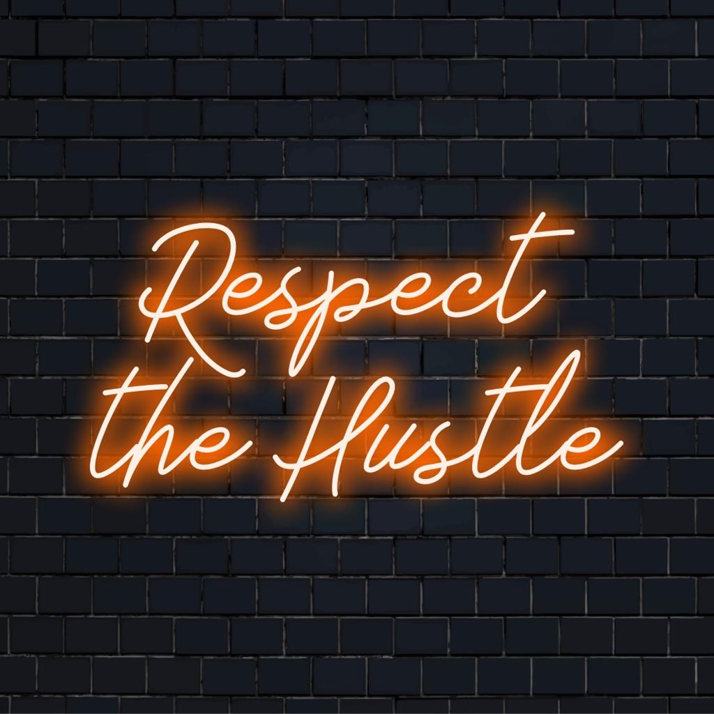 Anpassad LED-neonskylt: Respect The Hustle med djÀrva, livfulla bokstÀver, perfekt för motiverande vÀggdekorationer.