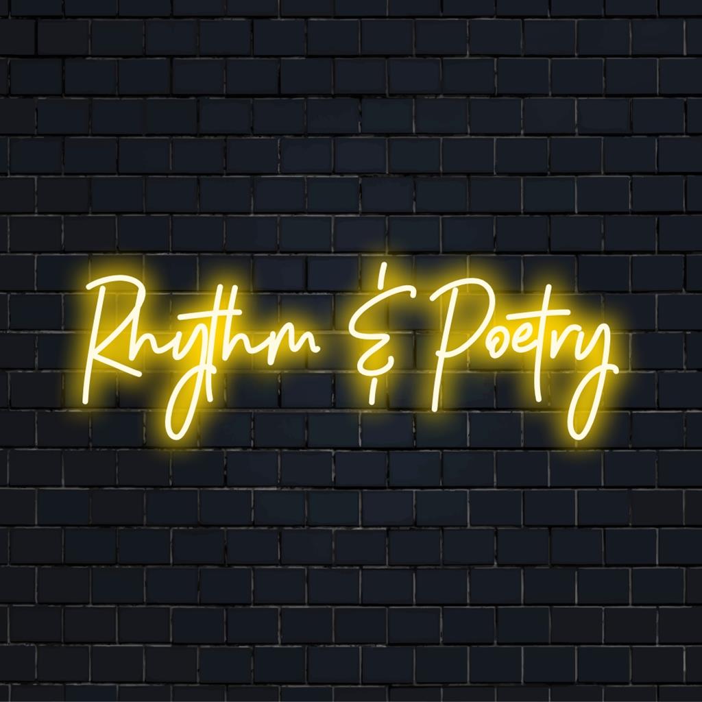 Anpassad LED neonskylt med orden Rhythm And Poesy, perfekt för livfull inredning och personifiering av ditt utrymme.