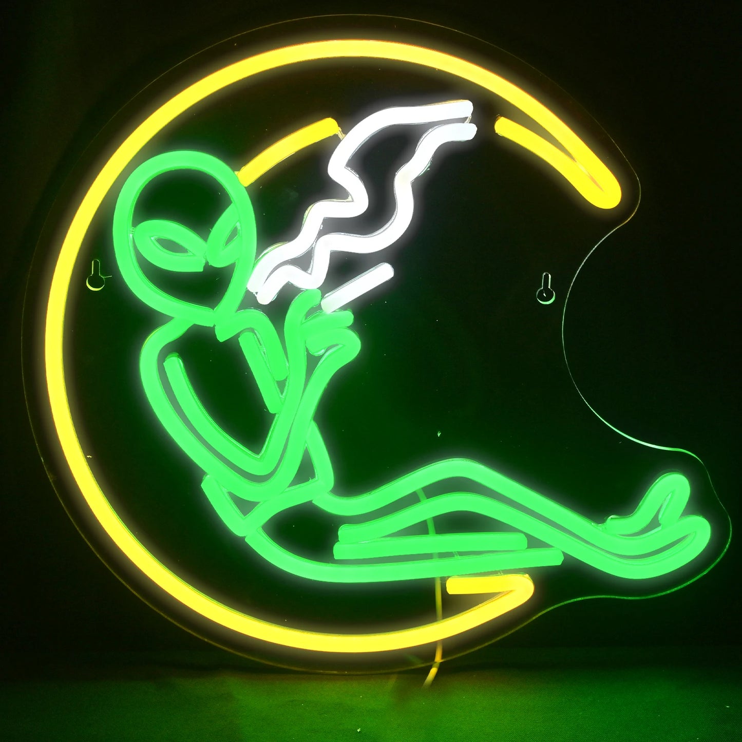 Moon Smoking Alien 5V USB LED Ljusskylt - Prisvänlig