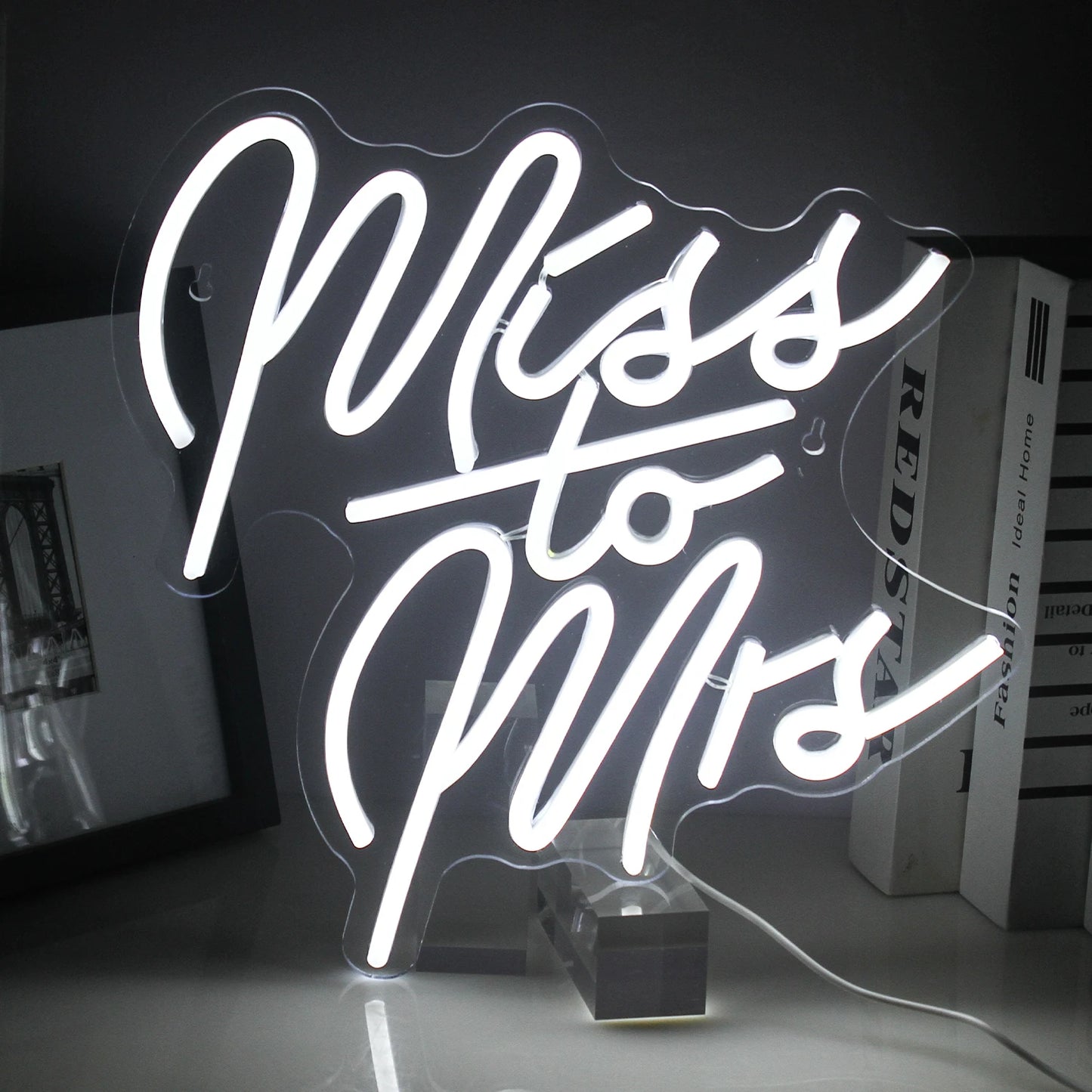 Miss To Mrs 5V Mini USB LED Neonskylt - Budgetvänlig