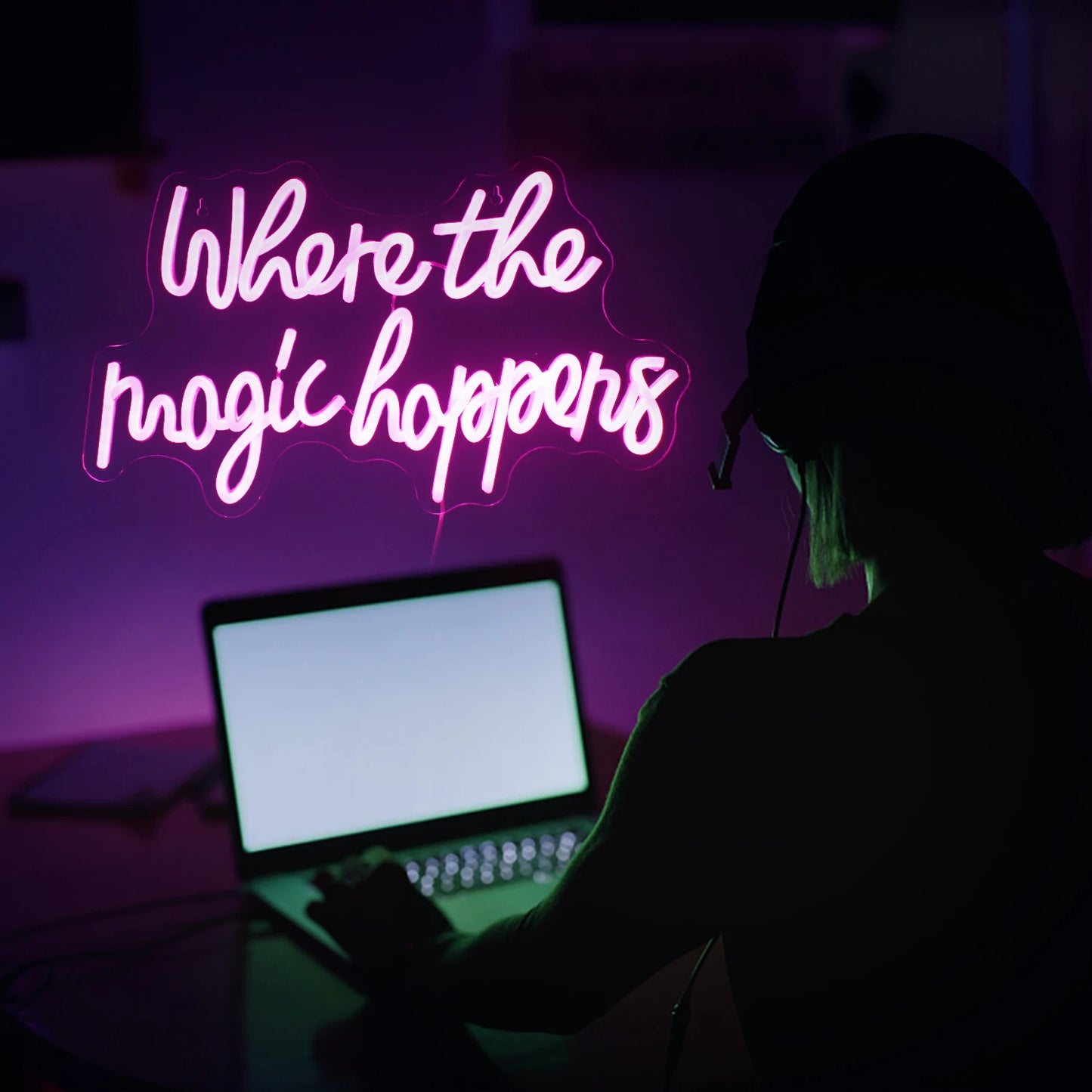 Where The Magic Happens 5V USB LED Ljusskylt - Budgetvänlig