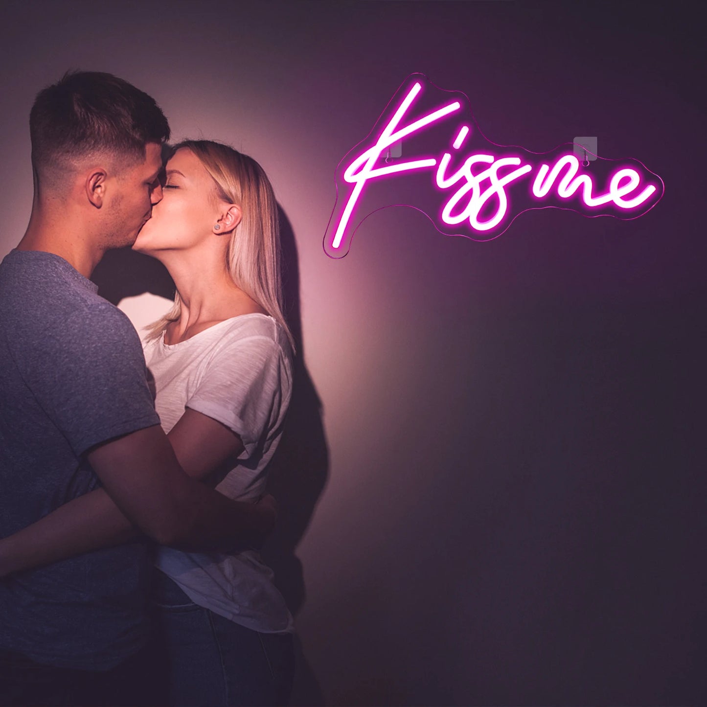 Kiss Me 5V USB LED Ljusskylt - Budgetvänlig