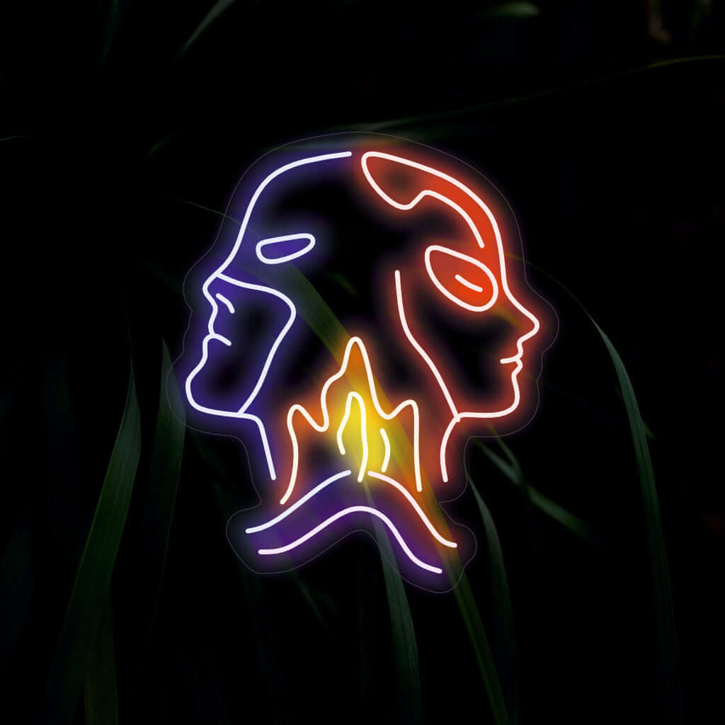 "Superhero Couple Neon Sign" skildrar styrka och enhet med sin dynamiska design, som ger en levande glöd som lägger till en äventyrlig atmosfär till ditt utrymme.