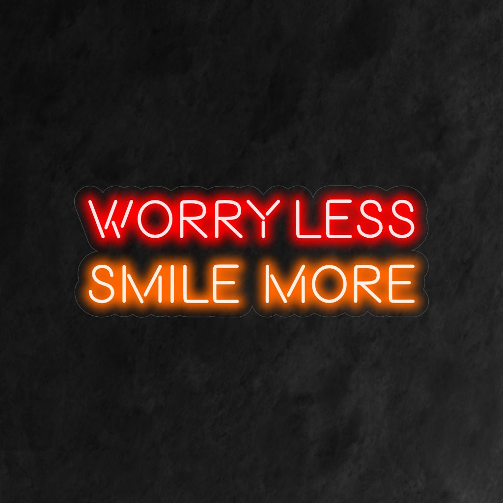 "Worry Less Smile More Neon Sign" är ett positivt och upplyftande tillskott till din inredning. Ett neonljus som uppmuntrar en bekymmerslös attityd och ett ljust leende.