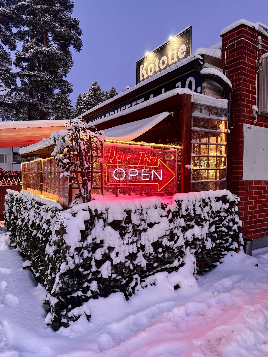 Open Signs