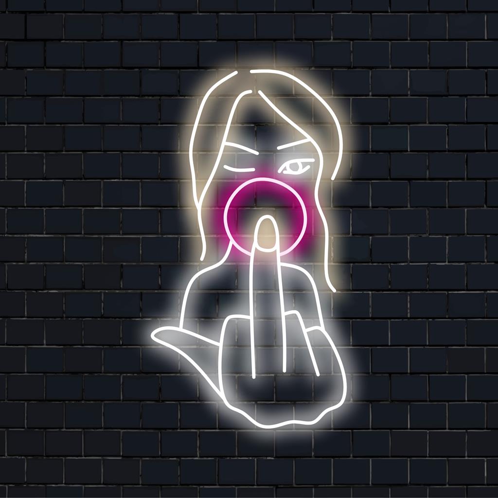 Anpassad LED-neonskylt som visar ett Bad Girl-koncept med en långfingergest, som förkroppsligar edgy neonväggkonst-estetik.