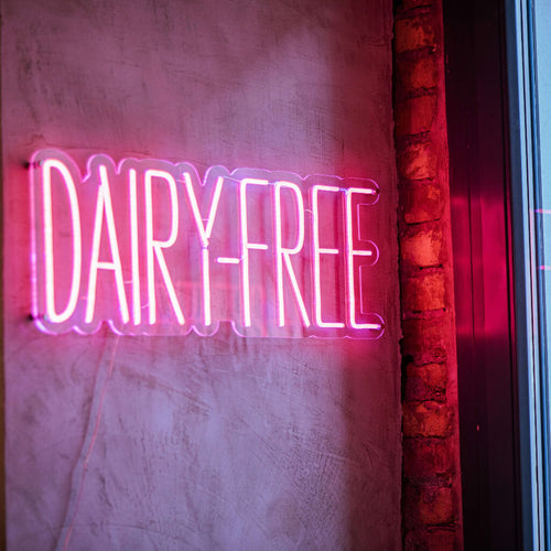 Mejerifri neonskylt - The Art Neon