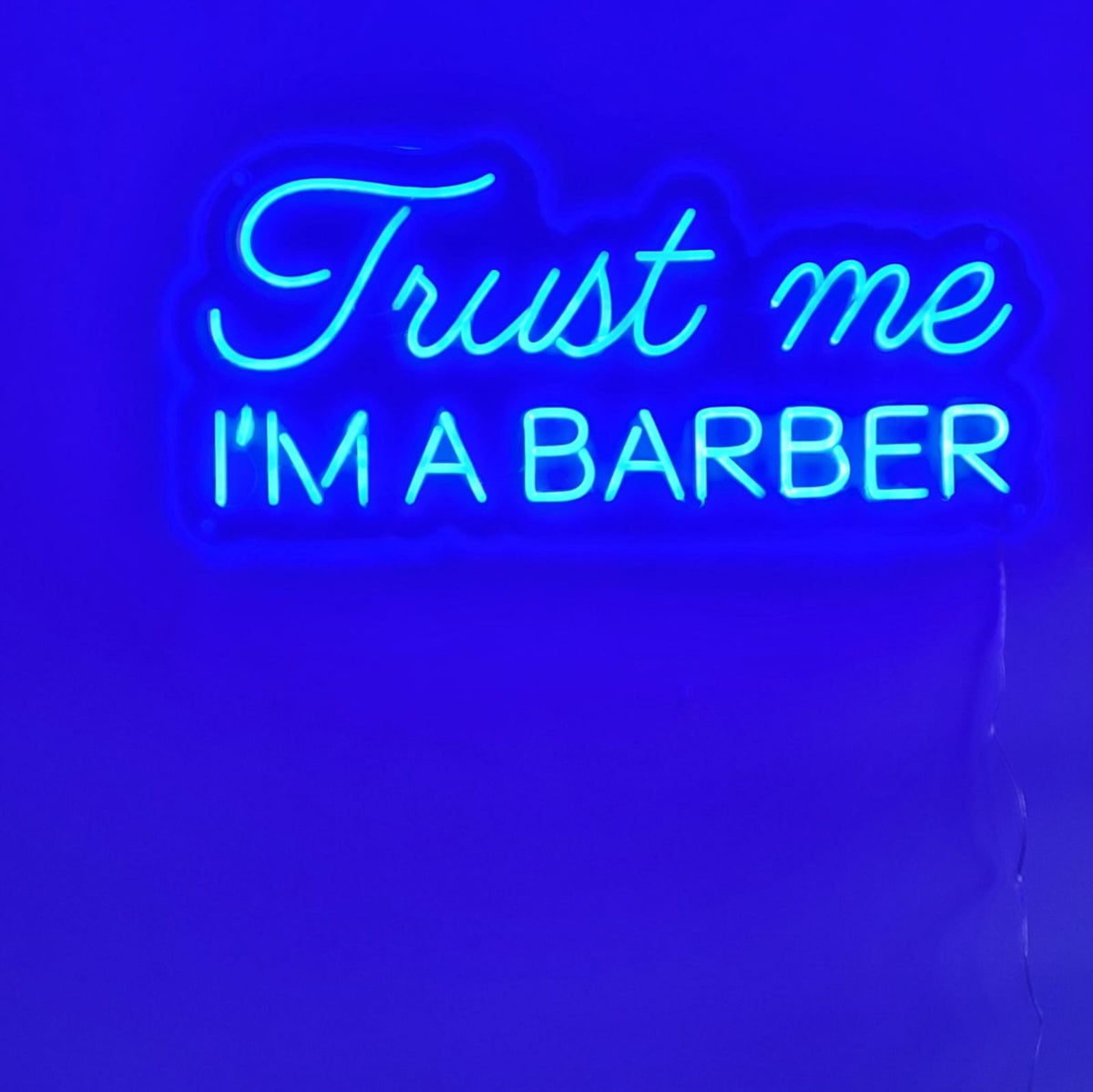 Lita på mig I'm a Barber Neonskylt - The Art Neon