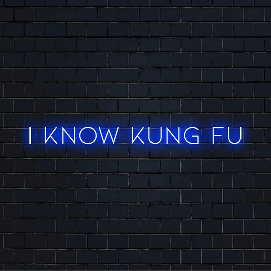 Catchig LED neonskylt stavning I Know Kung Fu, livfull väggkonst som förstärker alla utrymmen med unik neonljusdekor.
