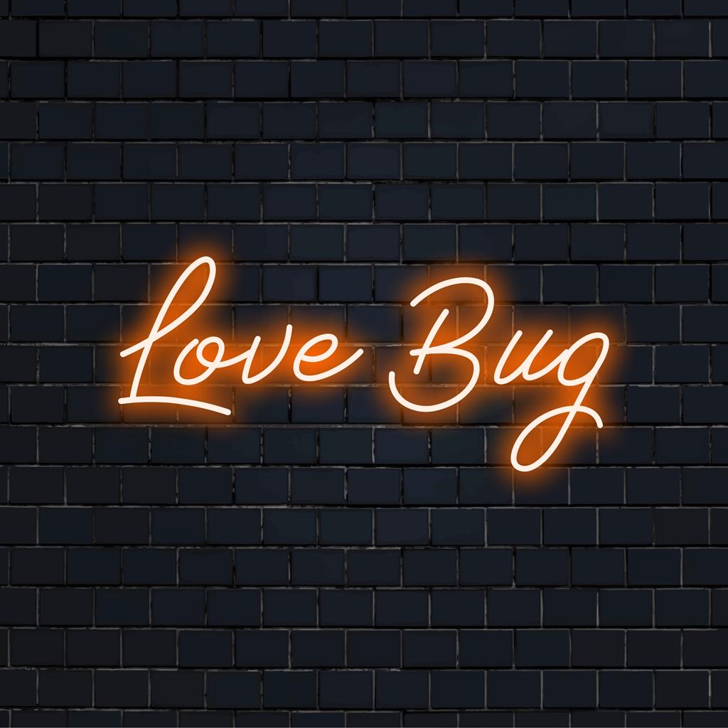 Färgglad Love Bug LED neonskylt, perfekt för anpassad neonvibe och inredning. Lysa upp alla utrymmen med denna unika neonbelysningsaccent.