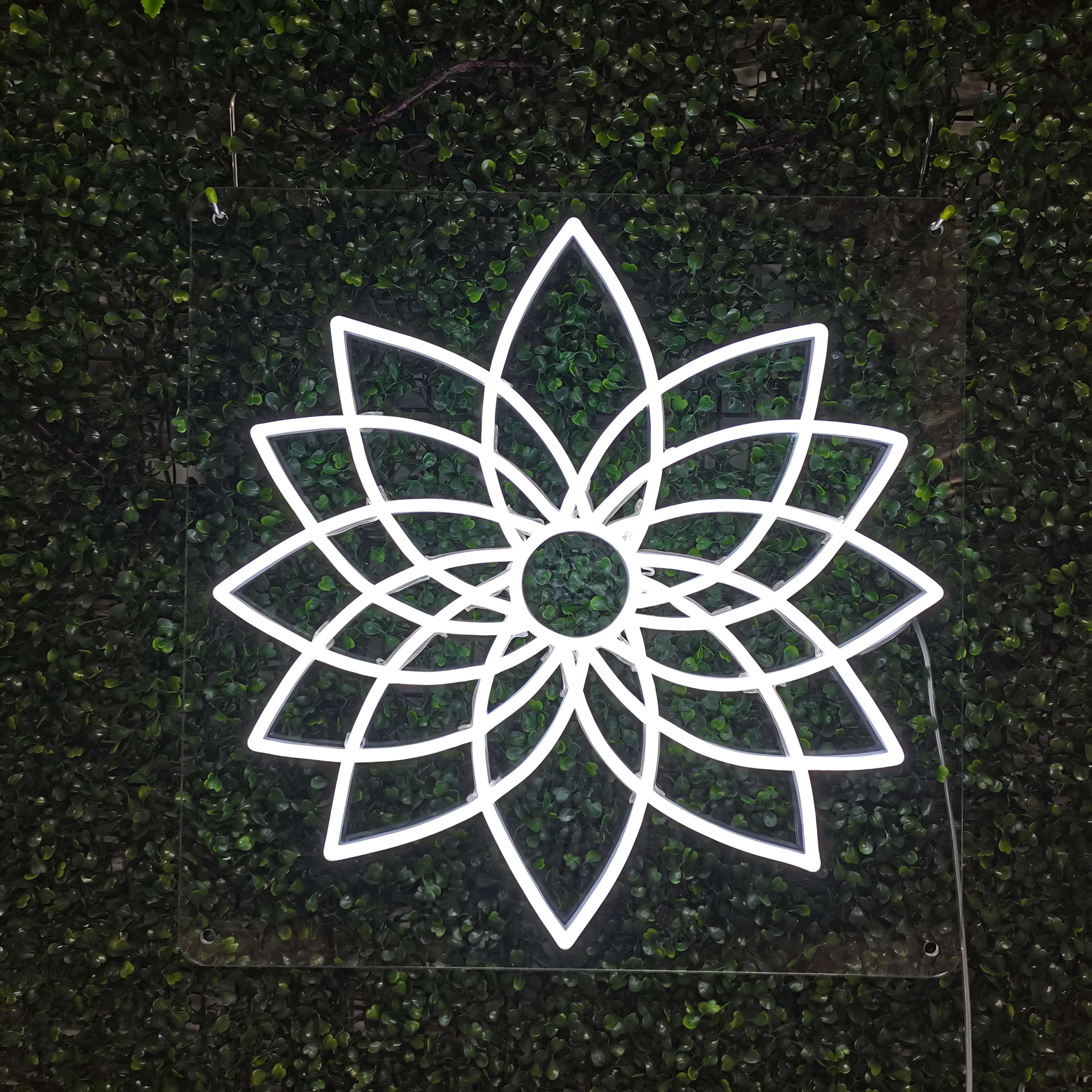 Mandala Flower Neonskylt - The Art Neon