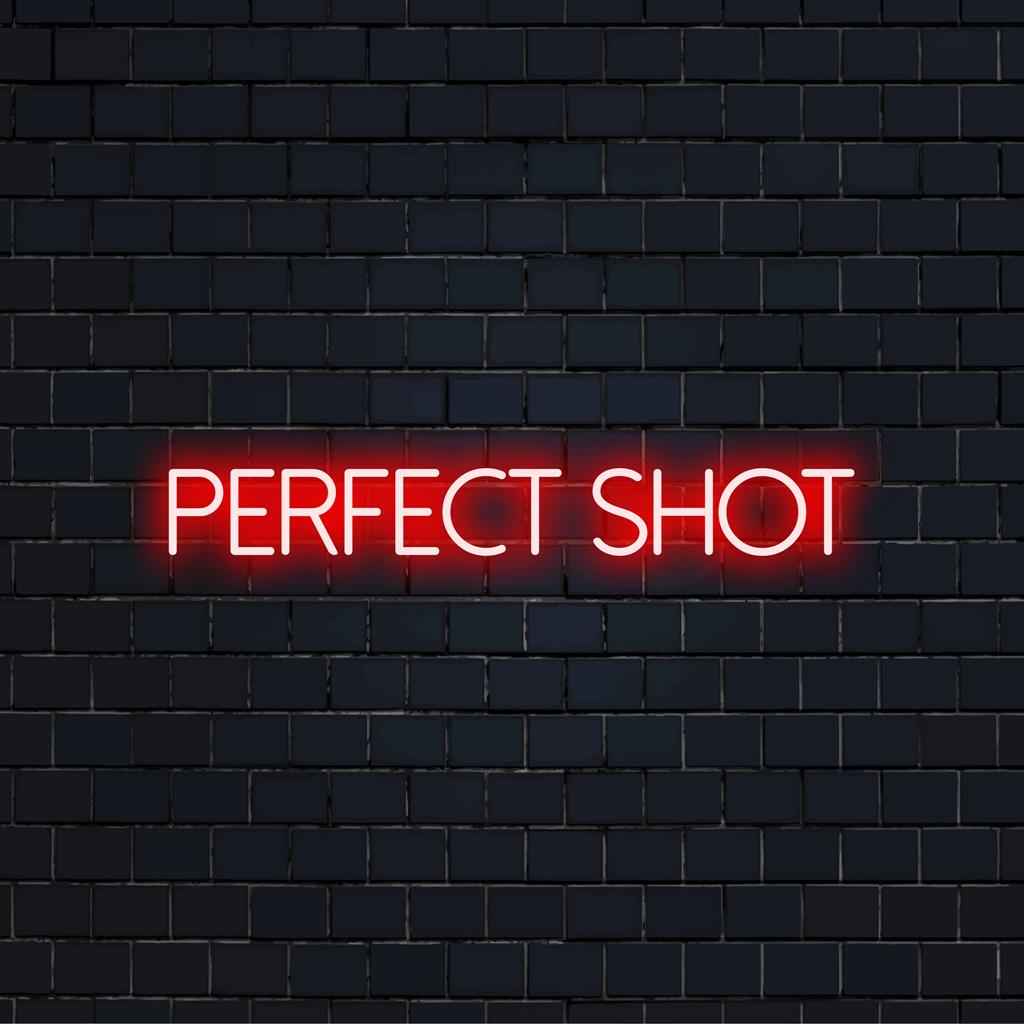 Levande LED-neonskylt som visar Perfect Shot, perfekt för att lägga till en anpassad stil till alla utrymmen; framhäver personlig neondesign.