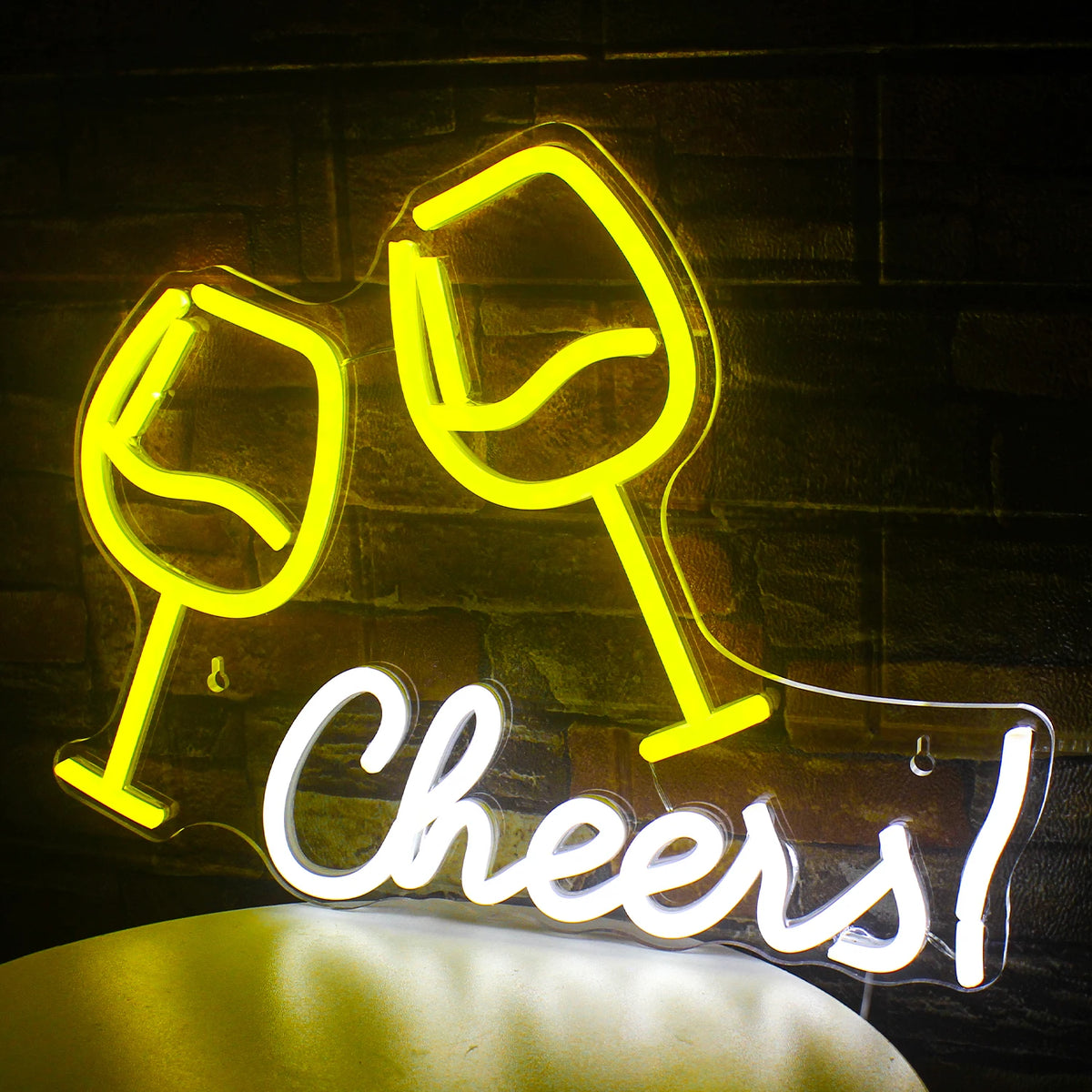 Cheers! – Skålande vinglas – LED-neonskylt (5 V USB)