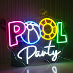 En livlig LED-neonskylt med poolparty-tema visas, med orden "Pool Party" i djärvt, lekfullt manus.