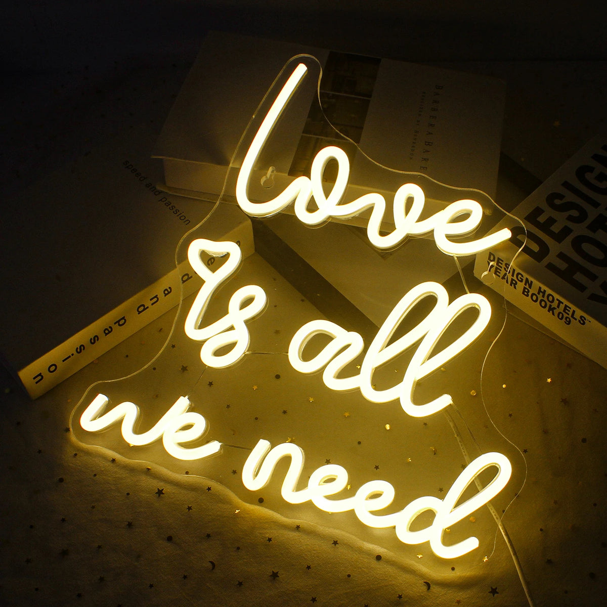 Love is all we need – LED-neonskylt (5 V USB)