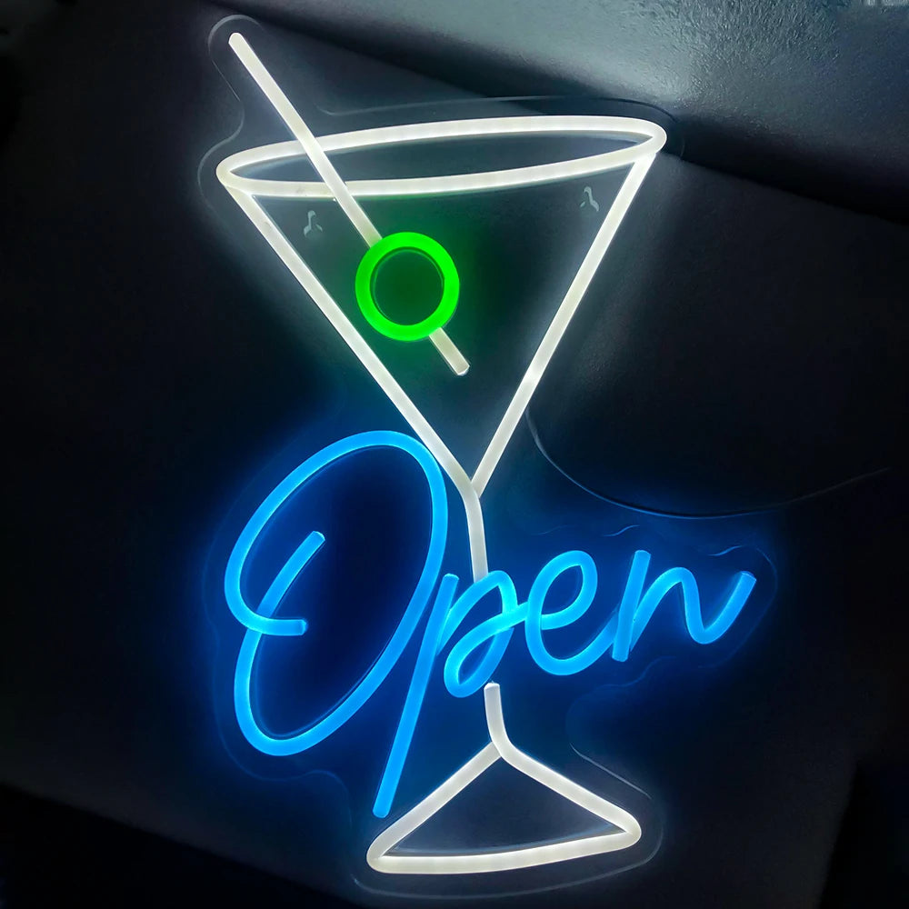 Open – Martiniglas med oliv – LED-ljusskylt (5 V USB)