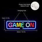 GAME ON – Färgglada bokstäver och rundad rektangulär ram – LED-neonskylt (5 V USB)
