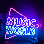 Bilden har en levande, handgjord LED-neonskylt som visar frasen "Music World.