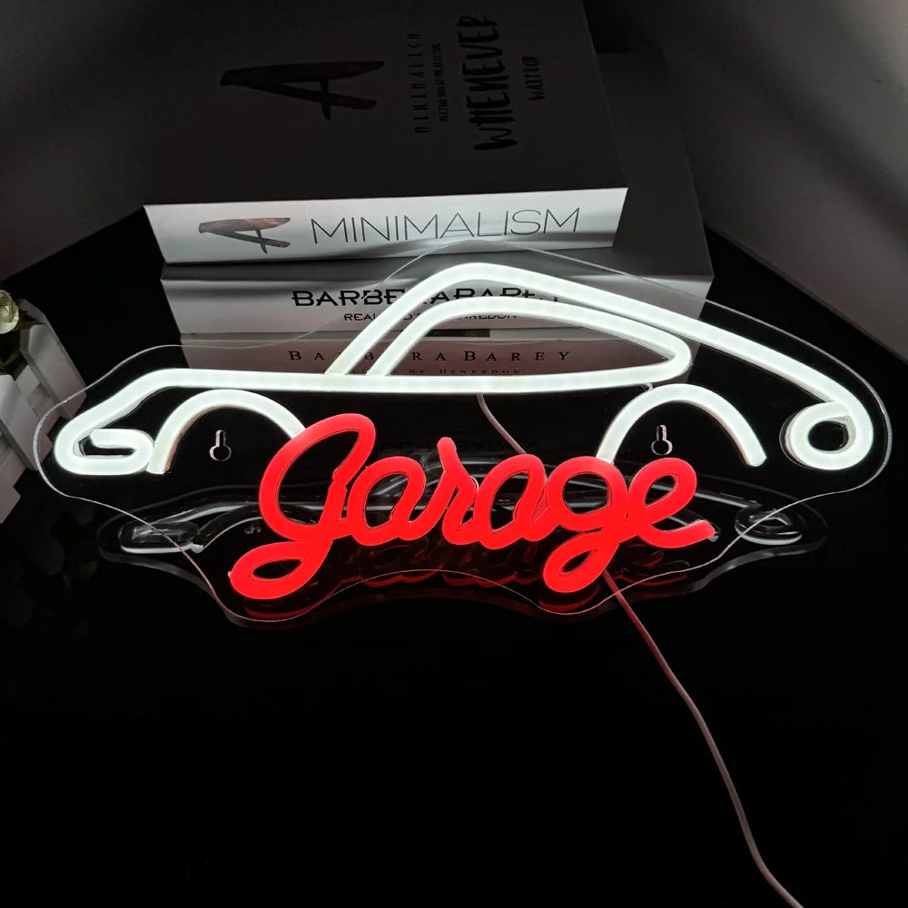Bilden har en levande LED-neonskylt som visar ordet "Garage" i ett djärvt och stilfullt teckensnitt.