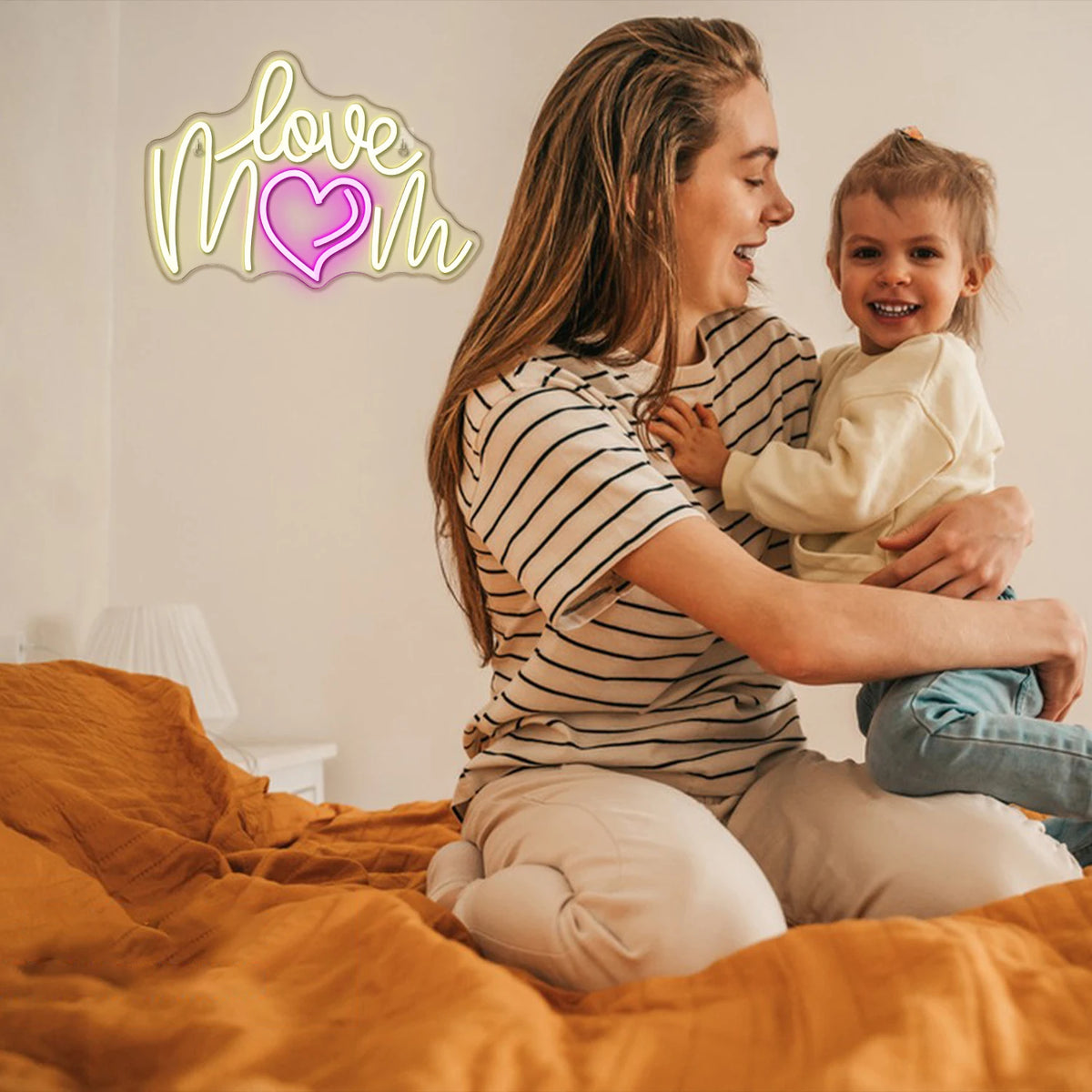 Love Mom – Hjärta som ersätter O – LED-neonskylt (5 V USB)