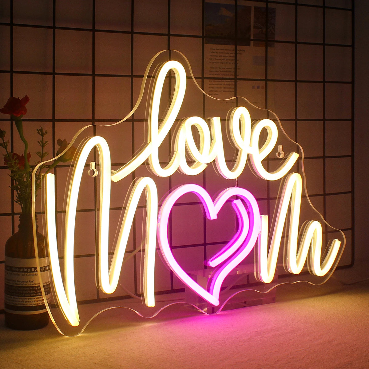 Love Mom – Hjärta som ersätter O – LED-neonskylt (5 V USB)