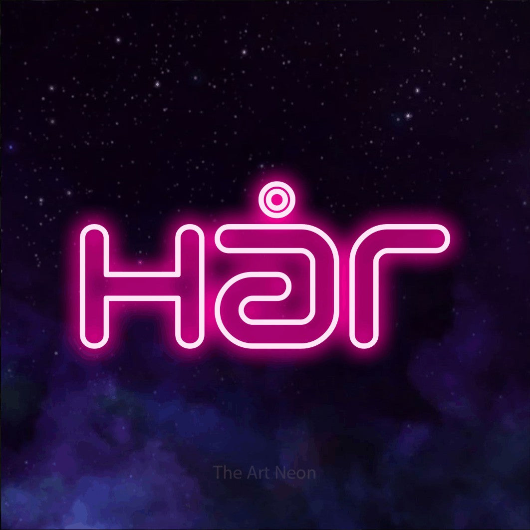 LED neon sign reading “Hår”, arranged in a single line.