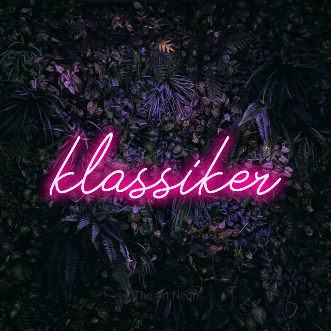 LED neon sign reading “klassiker”, arranged in a single line.