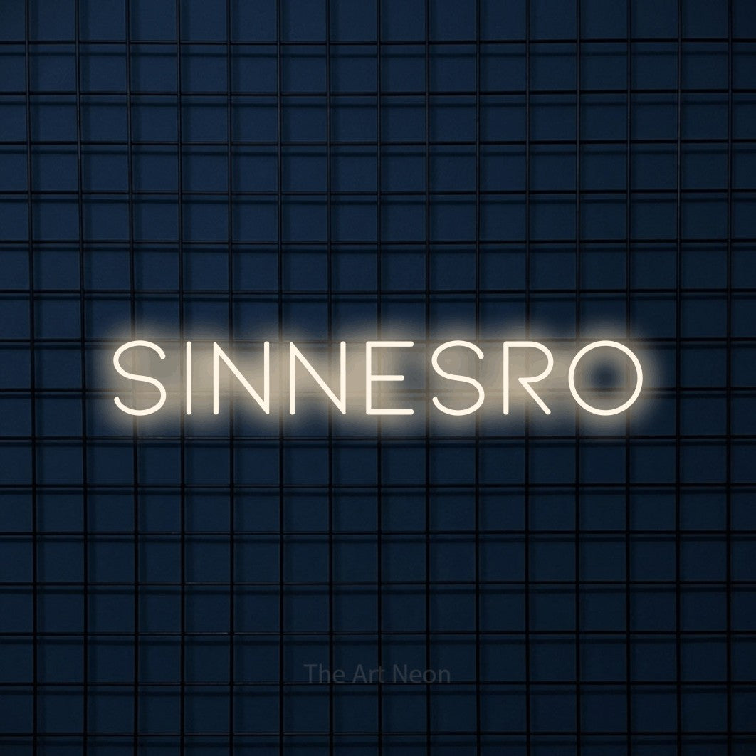 LED neon sign reading “Sinnesro”, arranged in a single line.