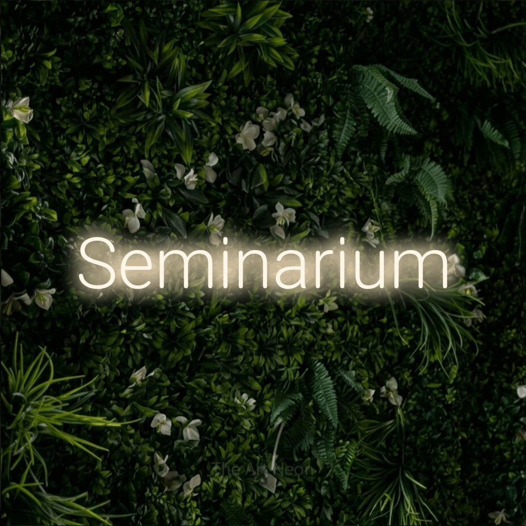 LED neon sign reading “Seminarium”, arranged in a single line.