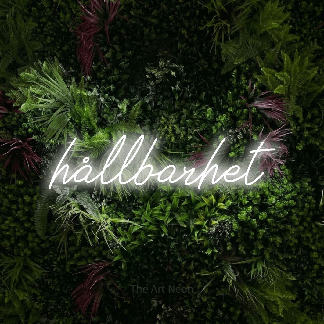 LED neon sign reading “hållbarhet”, arranged in a single line.