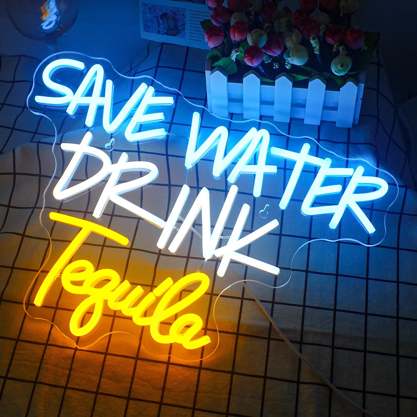 Spara Vatten Drick Tequila 5V USB LED Ljusskylt - Budgetvänlig
