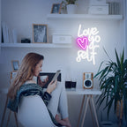 Love yo self – Hjärta – LED-neonskylt (5 V USB)