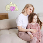 Love Mom – Hjärta som ersätter O – LED-neonskylt (5 V USB)