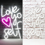 Love yo self – Hjärta – LED-neonskylt (5 V USB)