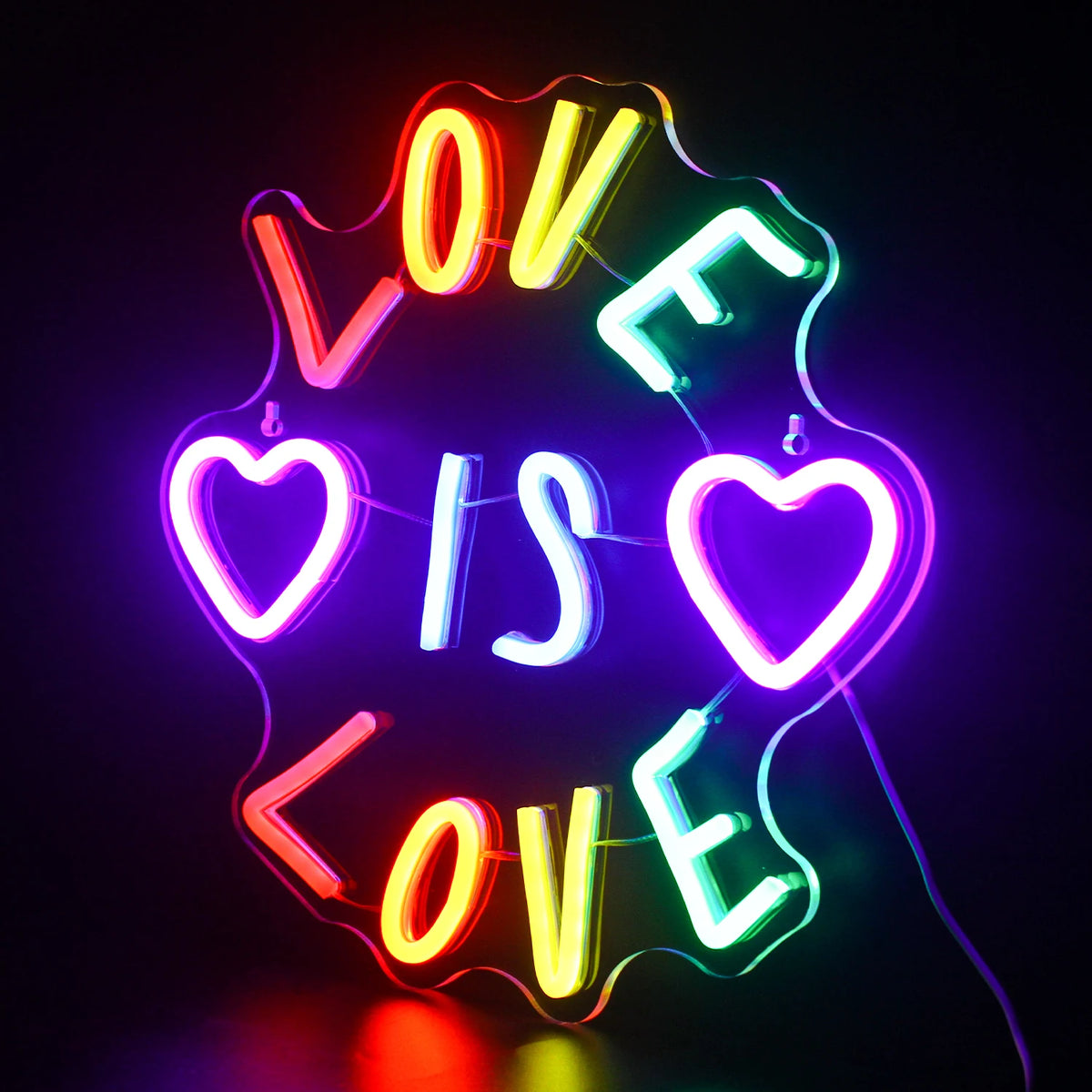 LOVE IS LOVE – Hjärtan och färgglada bokstäver – LED-neonskylt (5 V USB)