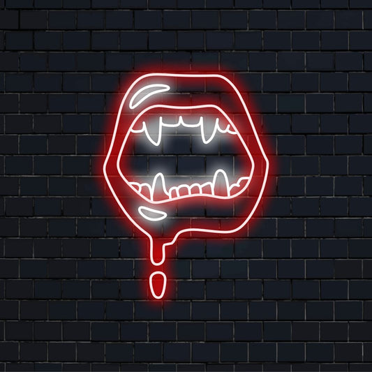 "Vampire Lips Neon Sign" med en kvav glöd som skapar en spännande atmosfär av förförelse och mystik.