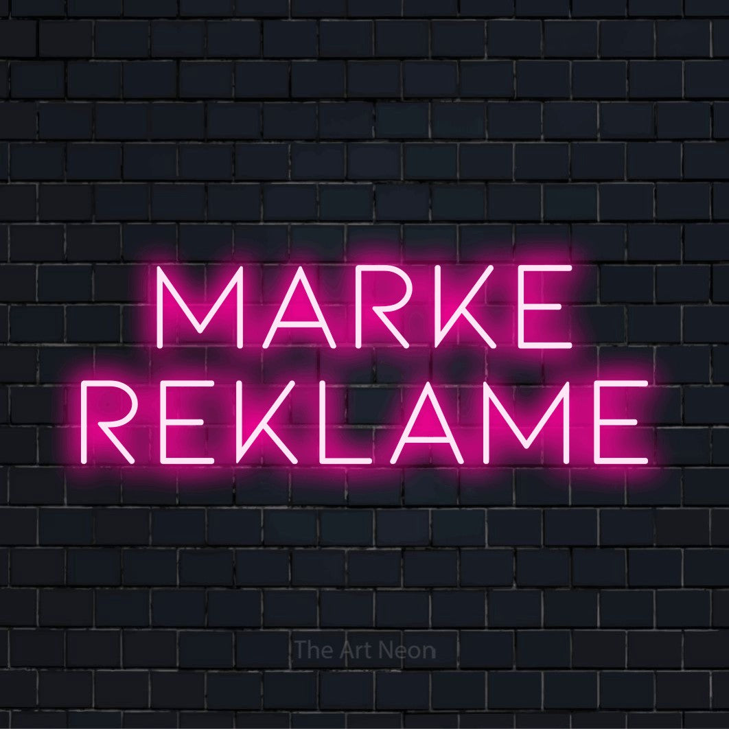 LED-Neonschild mit dem Design „Marke Reklame“ auf dunkler Ziegelwand