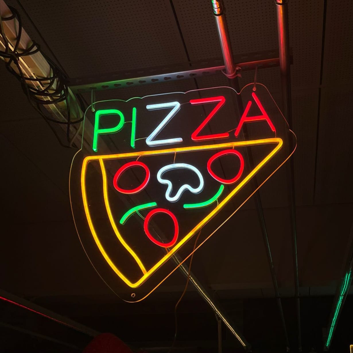 Pizza Neonskylt - The Art Neon